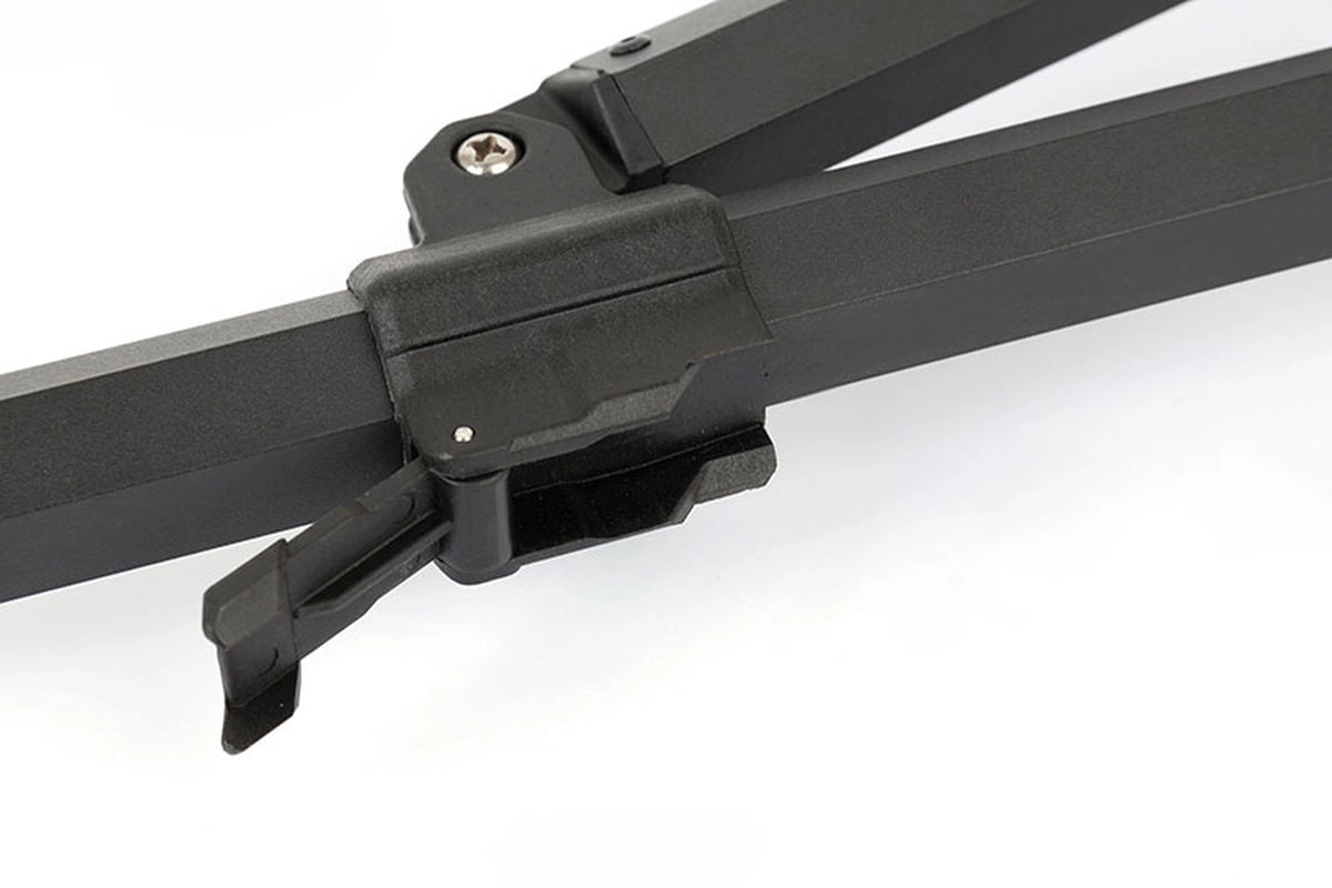 Matrix 3D-R Mega Feeder Arm – geopende snelklem en scharnier van de verstevigingsarm