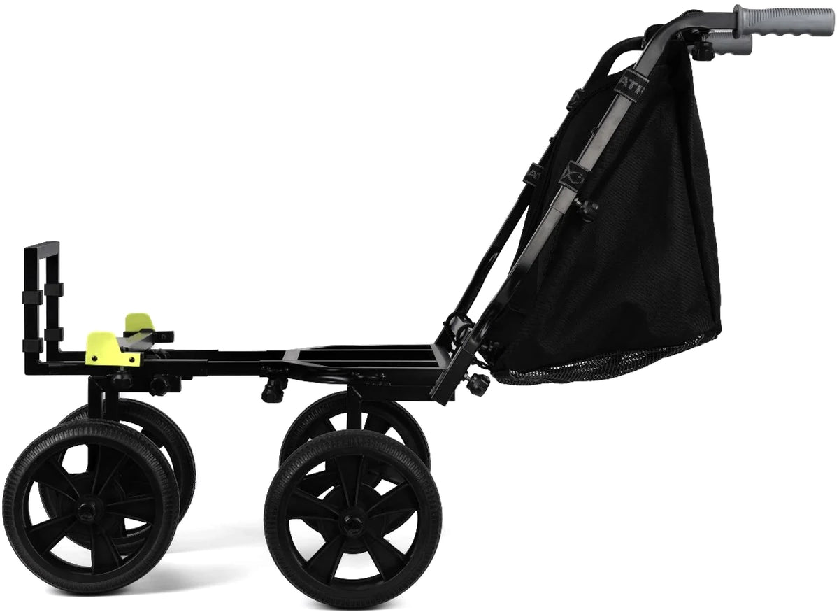 Matrix Compact 4 Wheel Transporter: volledig zijaanzicht met vier wielen, chassis, tas en handgrepen