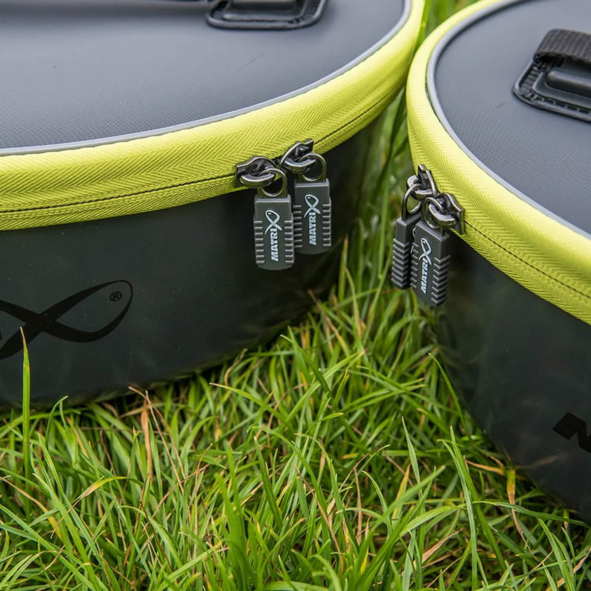 Matrix EVA Moulded Bowls with Lids – ritsen in gebruiksomgeving