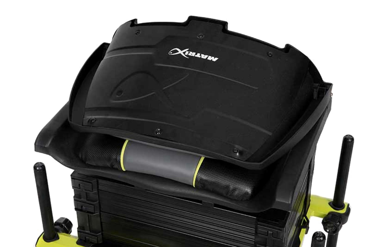 Matrix F25 Pro Swivel Seatbox Lime Edition met ingeklapte rugleuning op de zitkist
