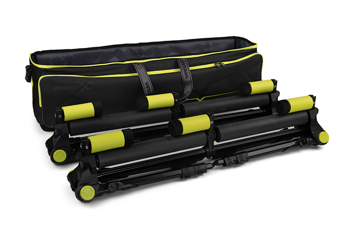 Matrix Horizon X XXL Storage Bag – geopende accessoiretas met twee opgevouwen afsteekrollers ervoor
