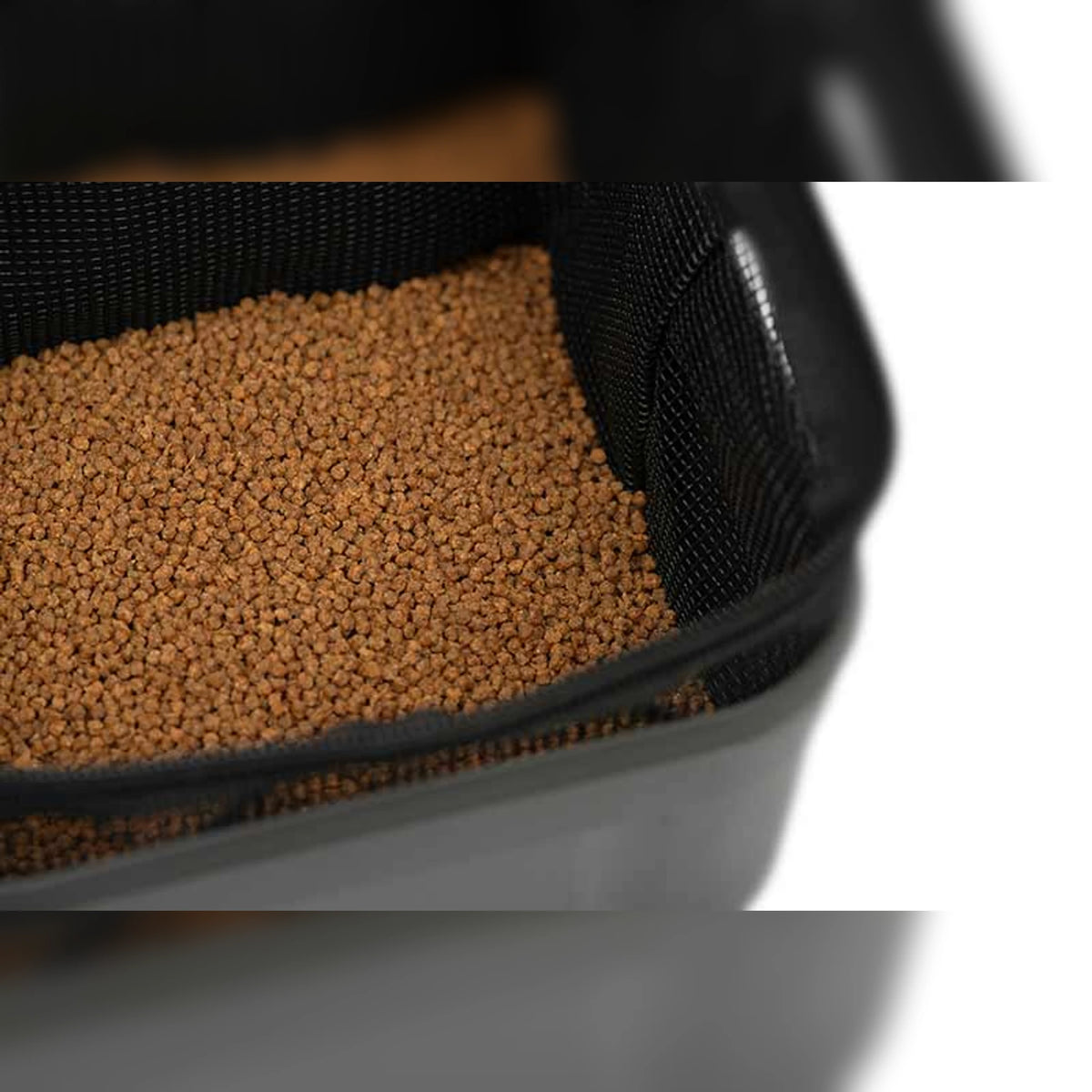 Matrix Pellet Soaker GLU178 – detail van pellets in fijn rubberen mesh