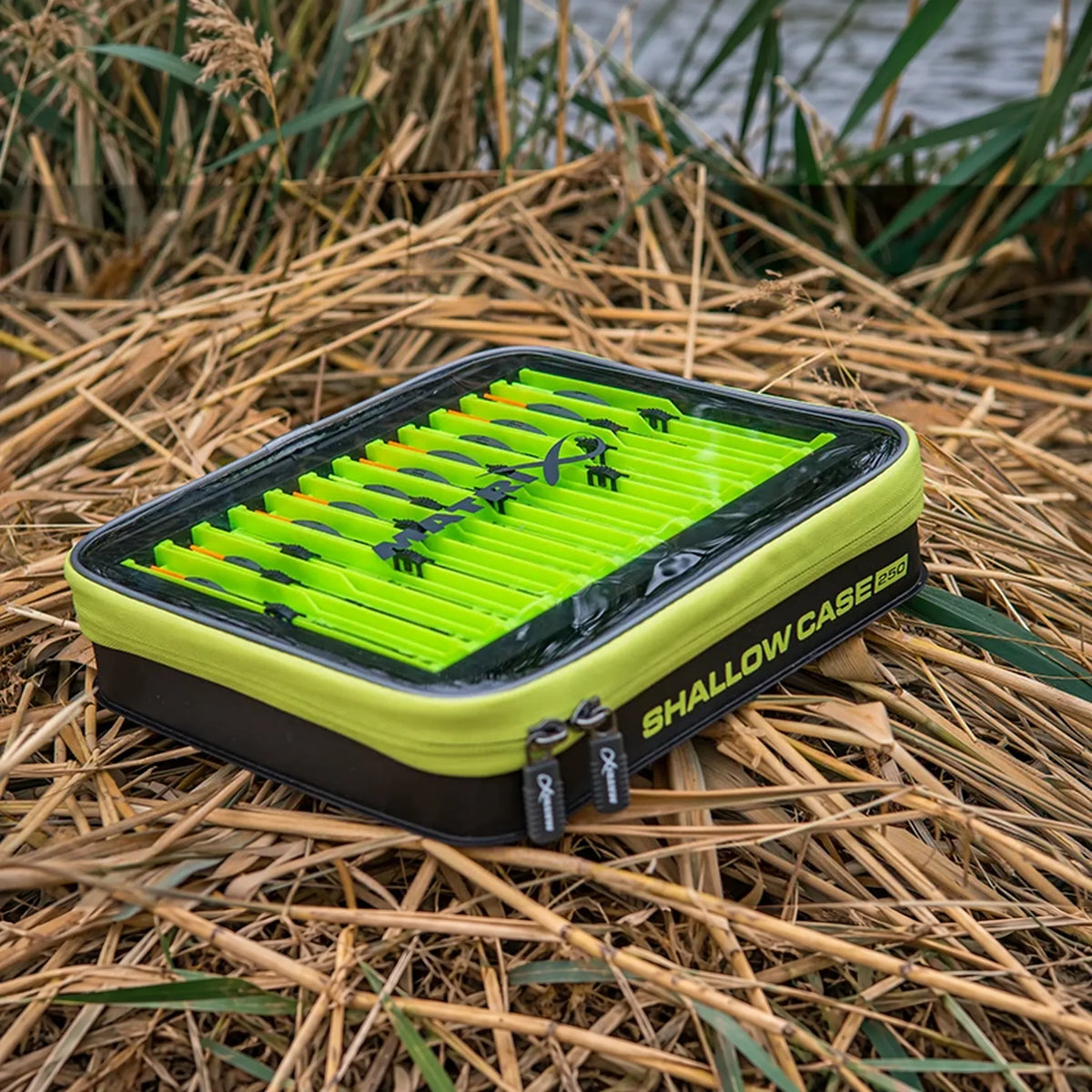 Matrix Shallow EVA Case 250 close-up met tuigenplankjes