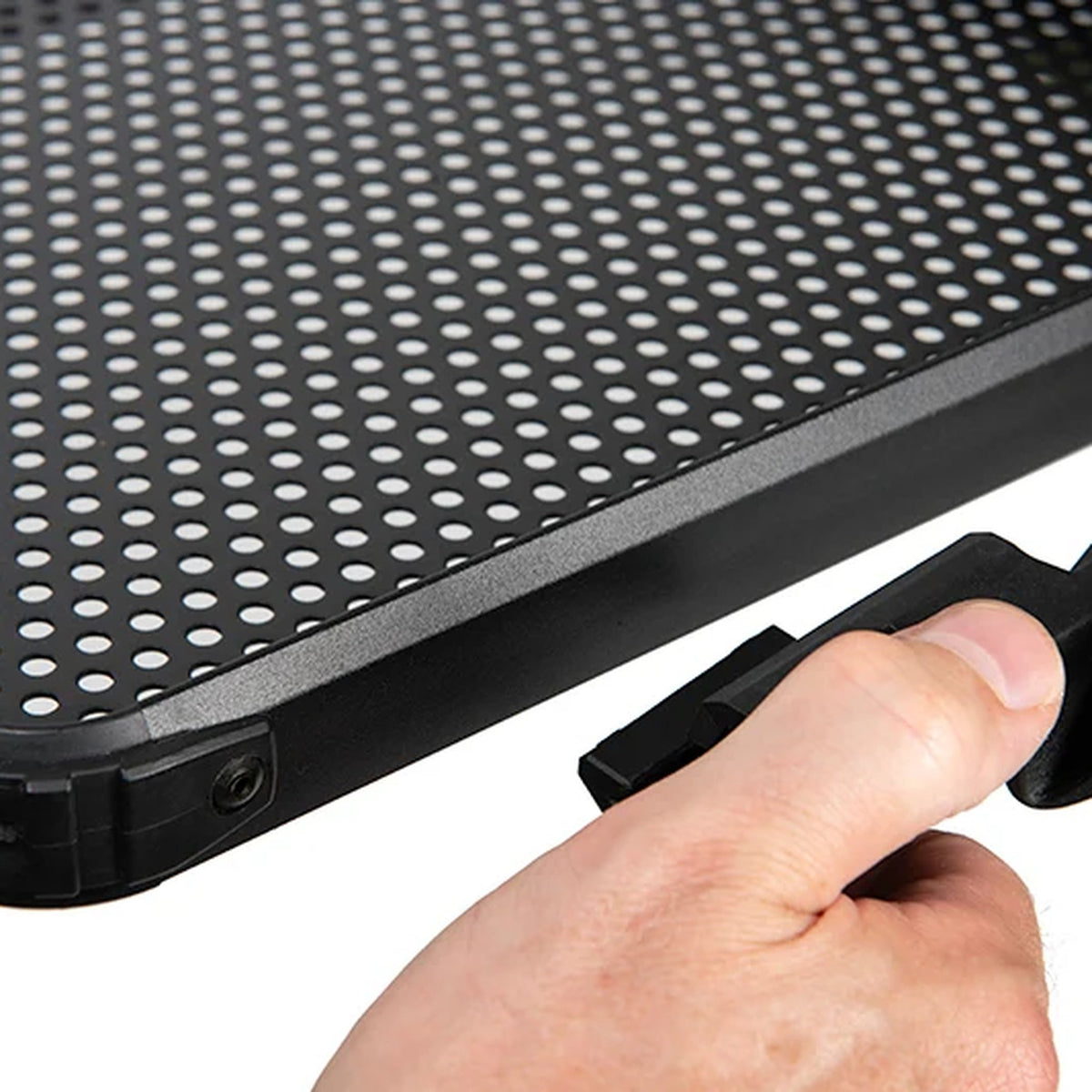 Matrix Storm Cover voor Self Supporting Side Tray Large en XL – detailafbeelding 10 van de aaskap voor aastafel