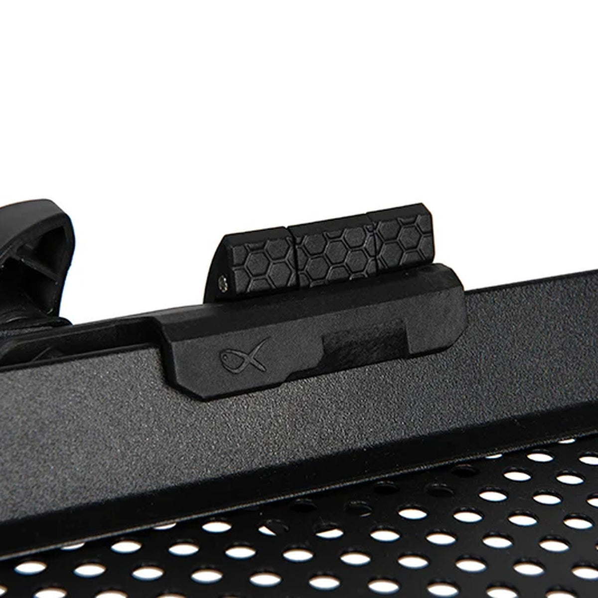 Matrix Storm Cover voor Self Supporting Side Tray Large en XL – detailafbeelding 32 van de aaskap voor aastafel