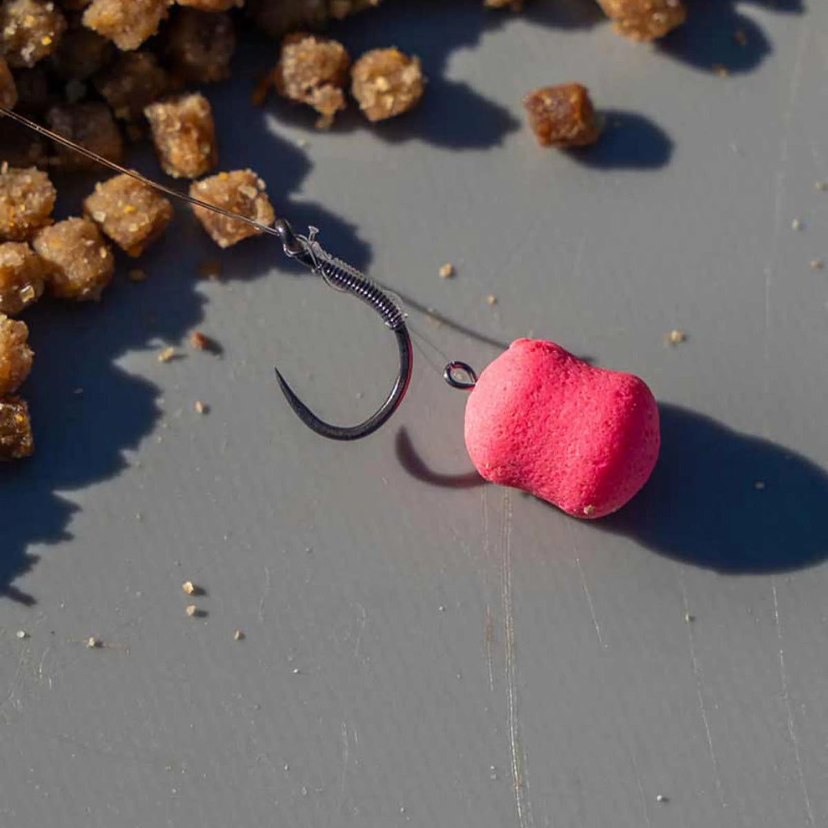Matrix X7 Carp Method onderlijn met felroze haakaas