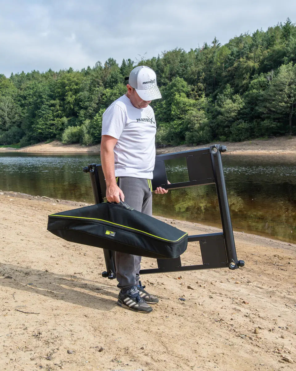 Matrix XR Duralite Platform – kompakt am Wasser getragen