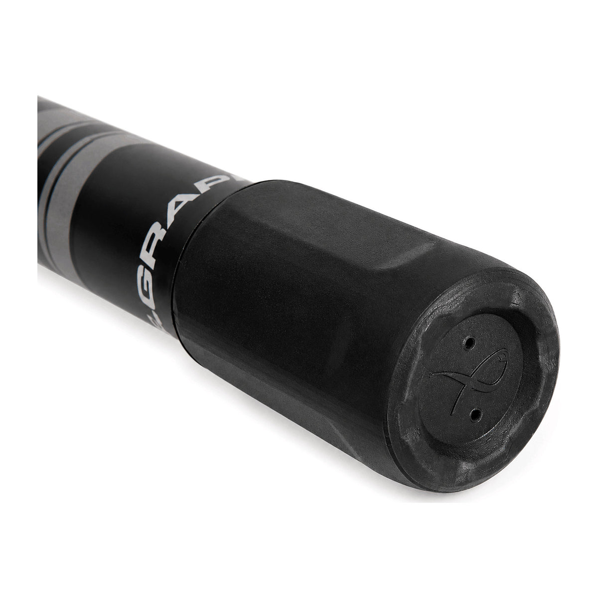 Matrix XTR EVA End Cap gemonteerd op een hengeldeel, met Matrix-logo en twee openingen in de dop