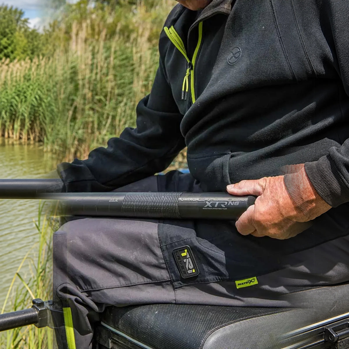 Matrix XTR Section Protector plaatsen op vast hengeldeel