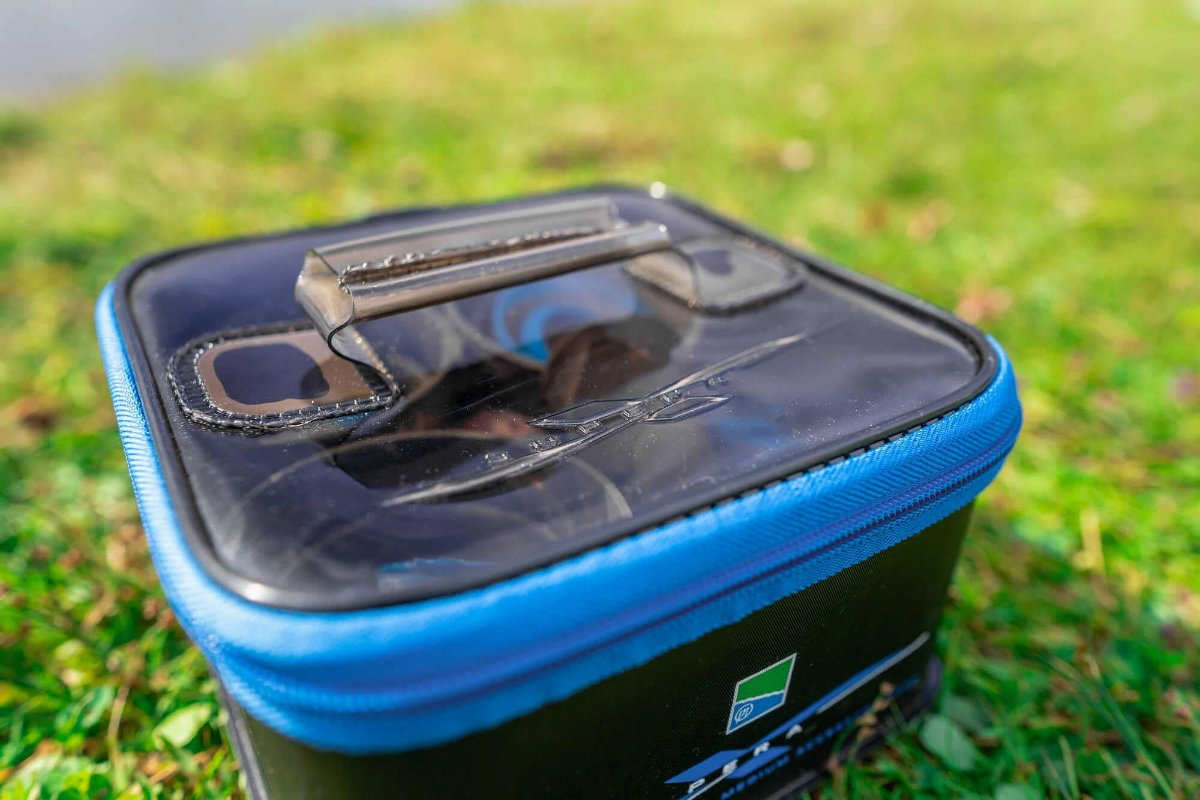 Preston supera x medium eva accessory case