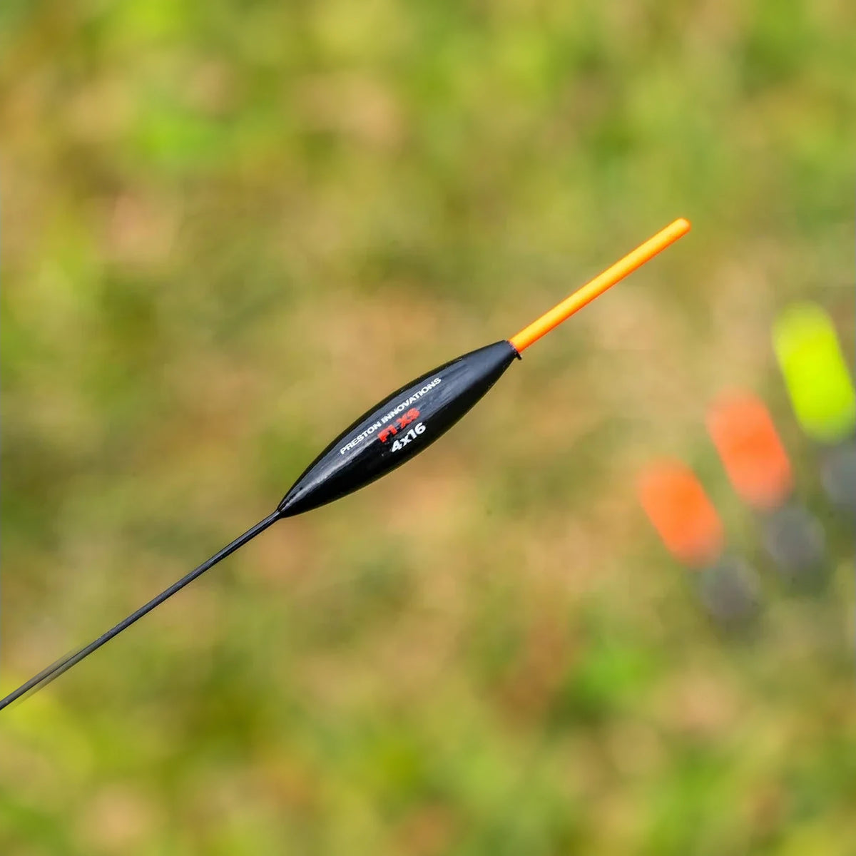 Preston F1 XS Pole Float zijaanzicht buiten