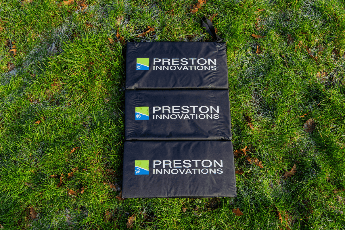 Preston fold away unhooking mat