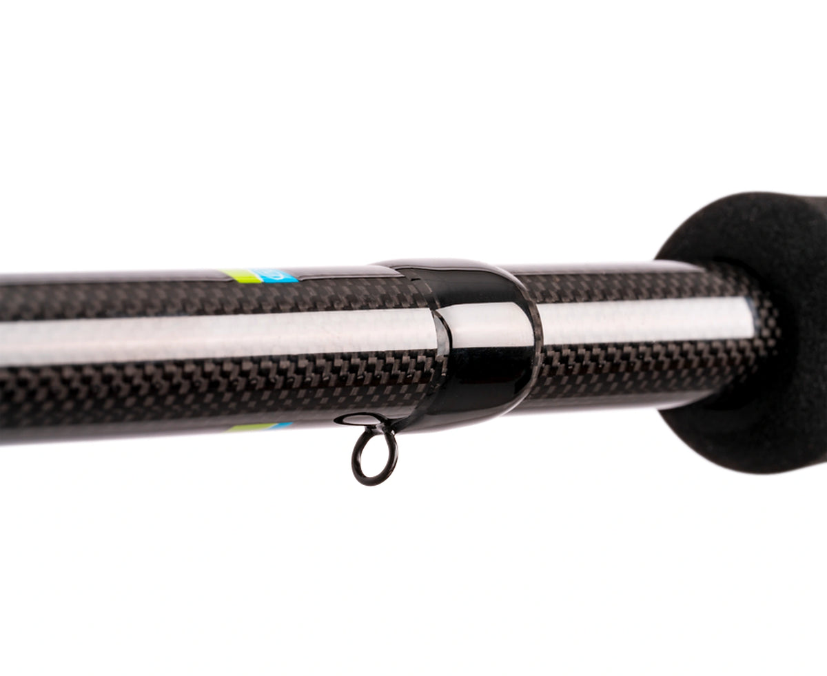 Preston Inspire Feeder – haakhouder en carbonblank bij de overgang naar de handgreep