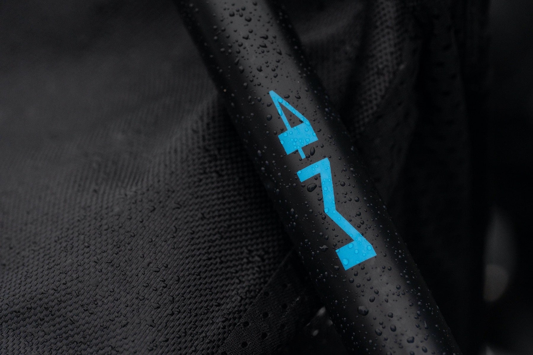 MONSTER XTREME HANDLES