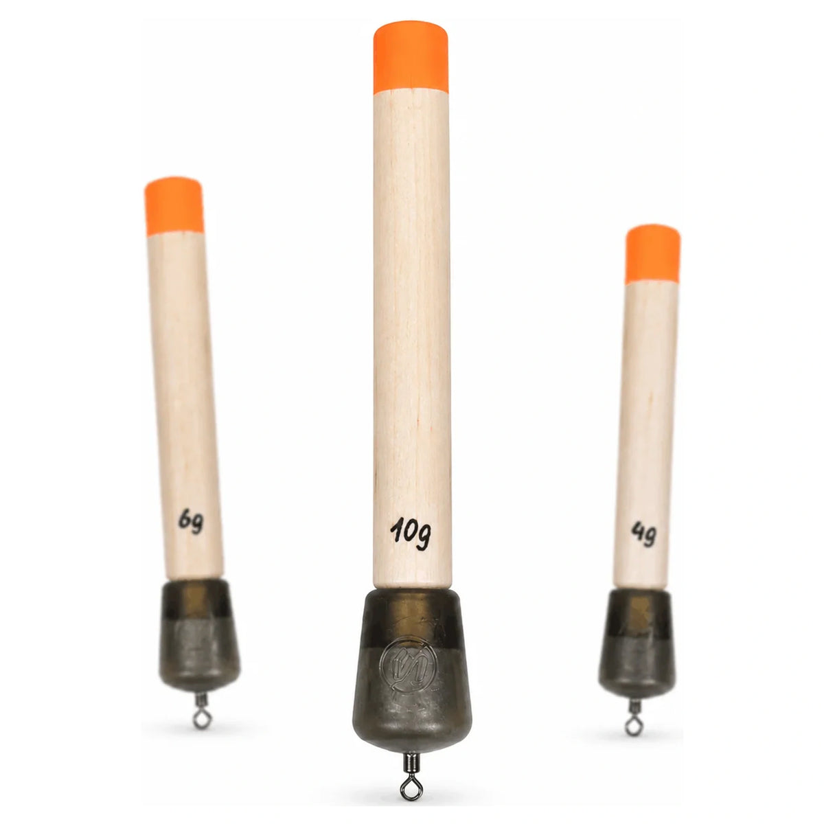 Drie houten pelletwagglers met oranje toppen en metalen onderstukken, met opdruk 6g, 10g en 4g