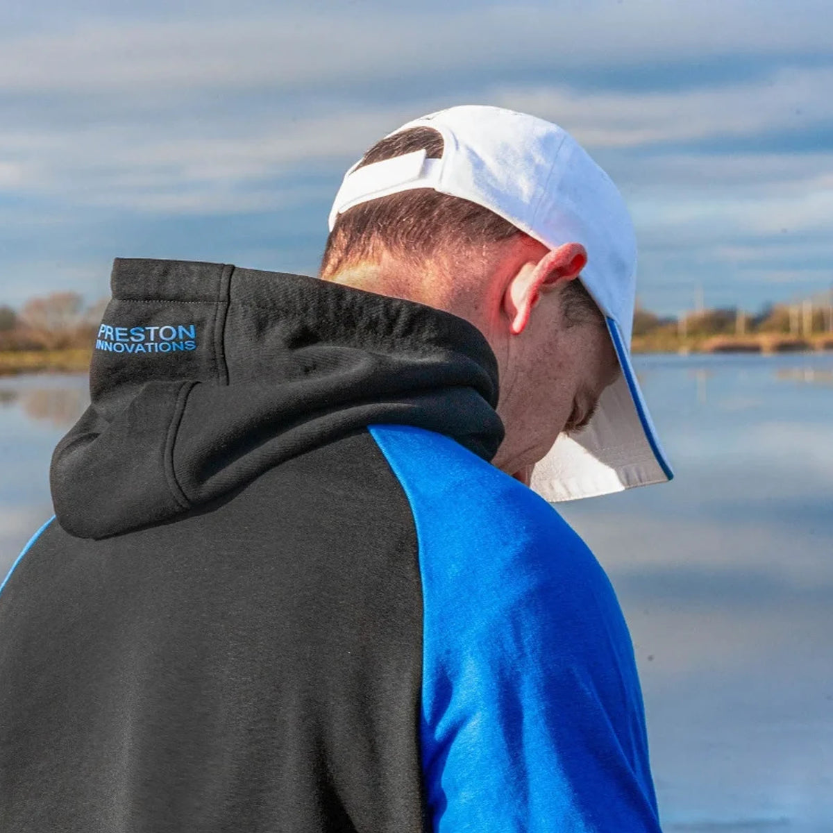Preston Raglan Pullover Hoodie – detailafbeelding 7 van de hoodie