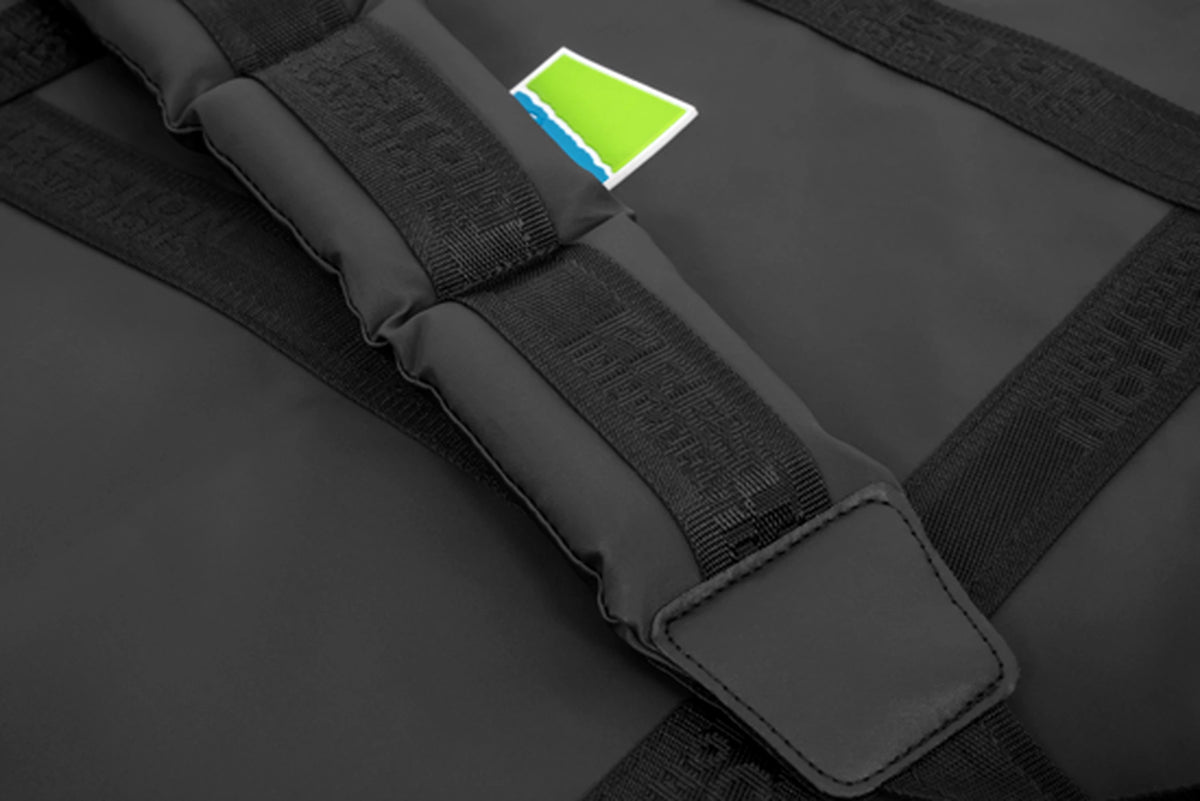 Preston Supera X Tray & Net Bag – gewatteerde schouderband met merklabel en draagriemen