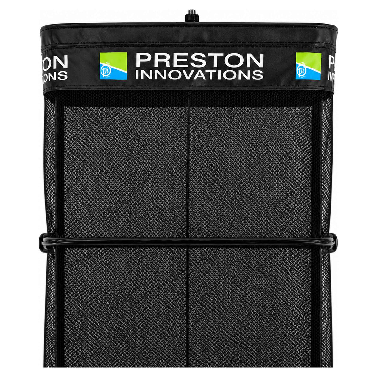 Preston Triple 2.5m Carp Keepnet Pack – bovenkant van het zwarte leefnet met Preston-logo en schroefdraad