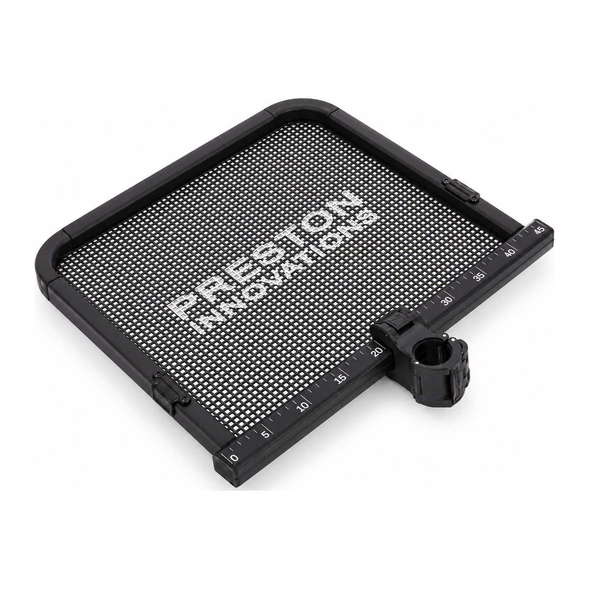 Preston Ventalite Small Side Tray – zwarte aastafel met geperforeerde bodem, meetlat en bevestigingsklem
