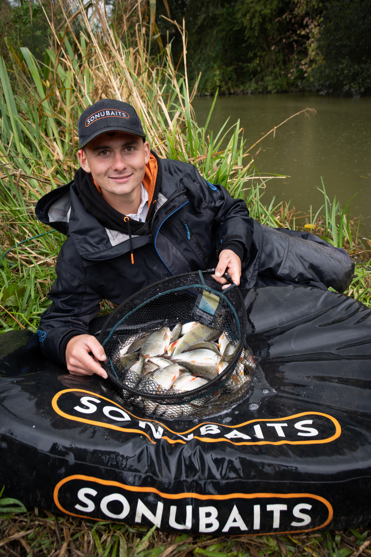 So Natural Black Roach 900g – Donker Voornvoer – productdetail