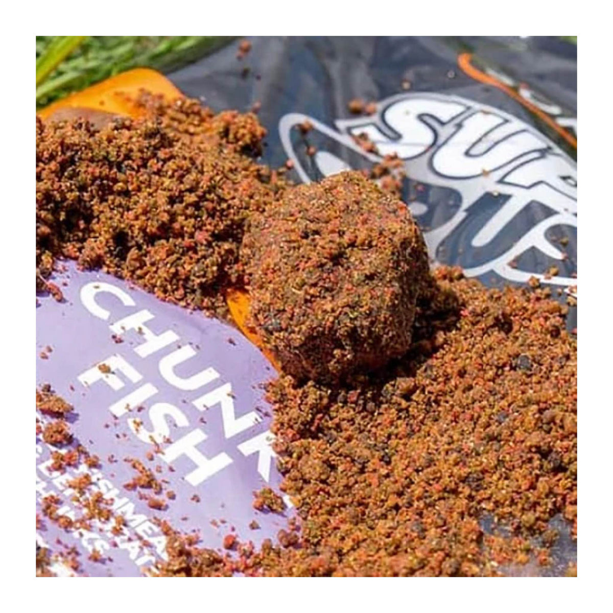 Super Crush Chunky Fish 2kg – Grondvoer met Vismeel en Gedroogde Vis – productdetail – 2048px rebuild