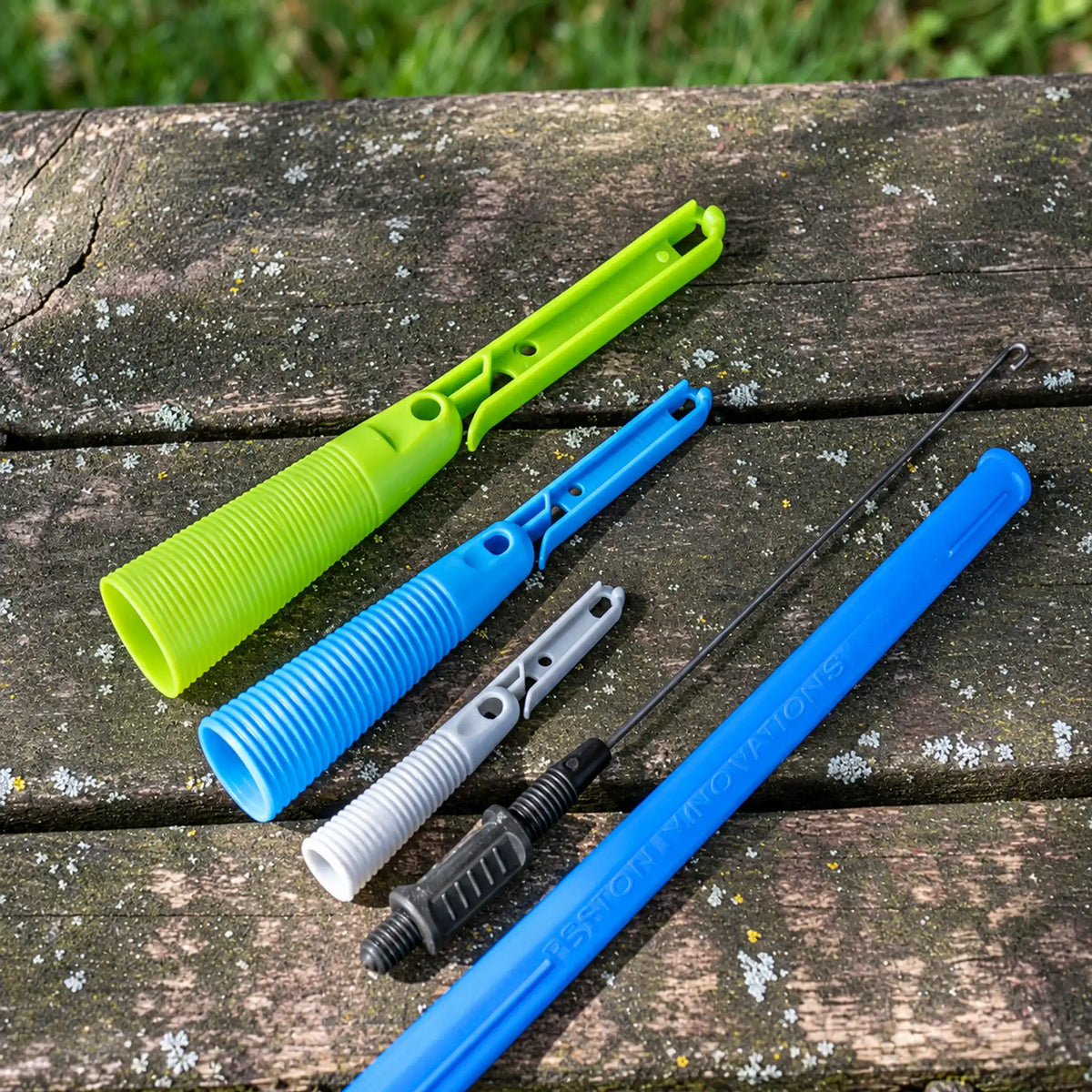 Preston Stora Bung & Extractor Kit – detailafbeelding 3 van de elastiekkegels met bungsleutel