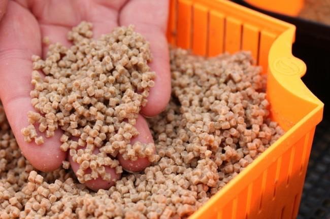 Guru Bait Strainer Pellet Vergiet