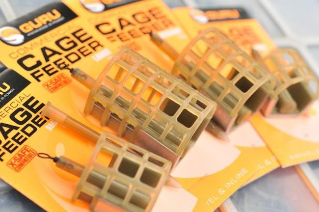 Guru Commercial Cage Feeder Voerkorven