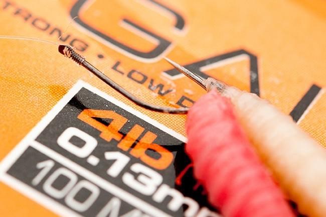 Guru F1 Maggot Barbless Spade End Haak