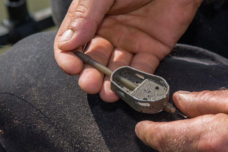 Matrix inline maggot feeders