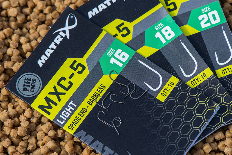 Matrix MXC-5 Light Spade End Barbless Haken