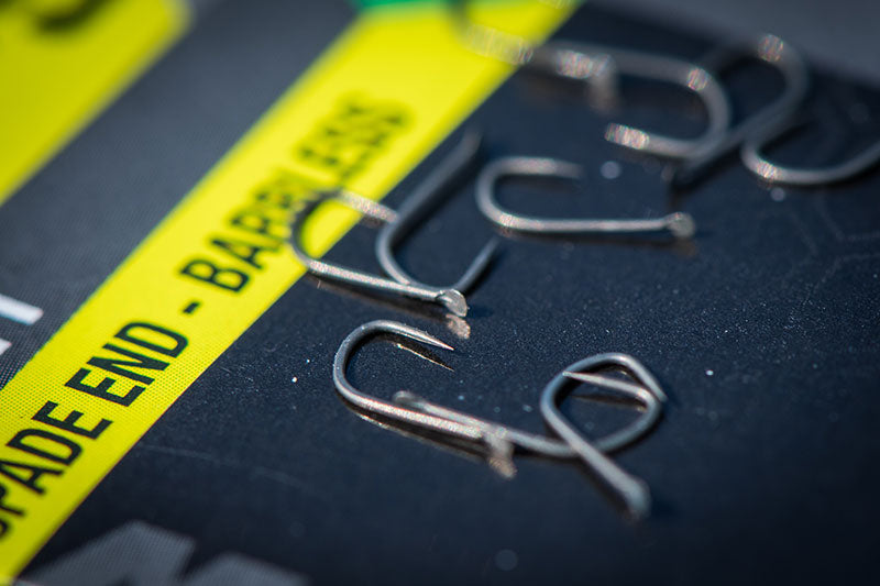 Matrix MXC-5 Light Spade End Barbless Haken