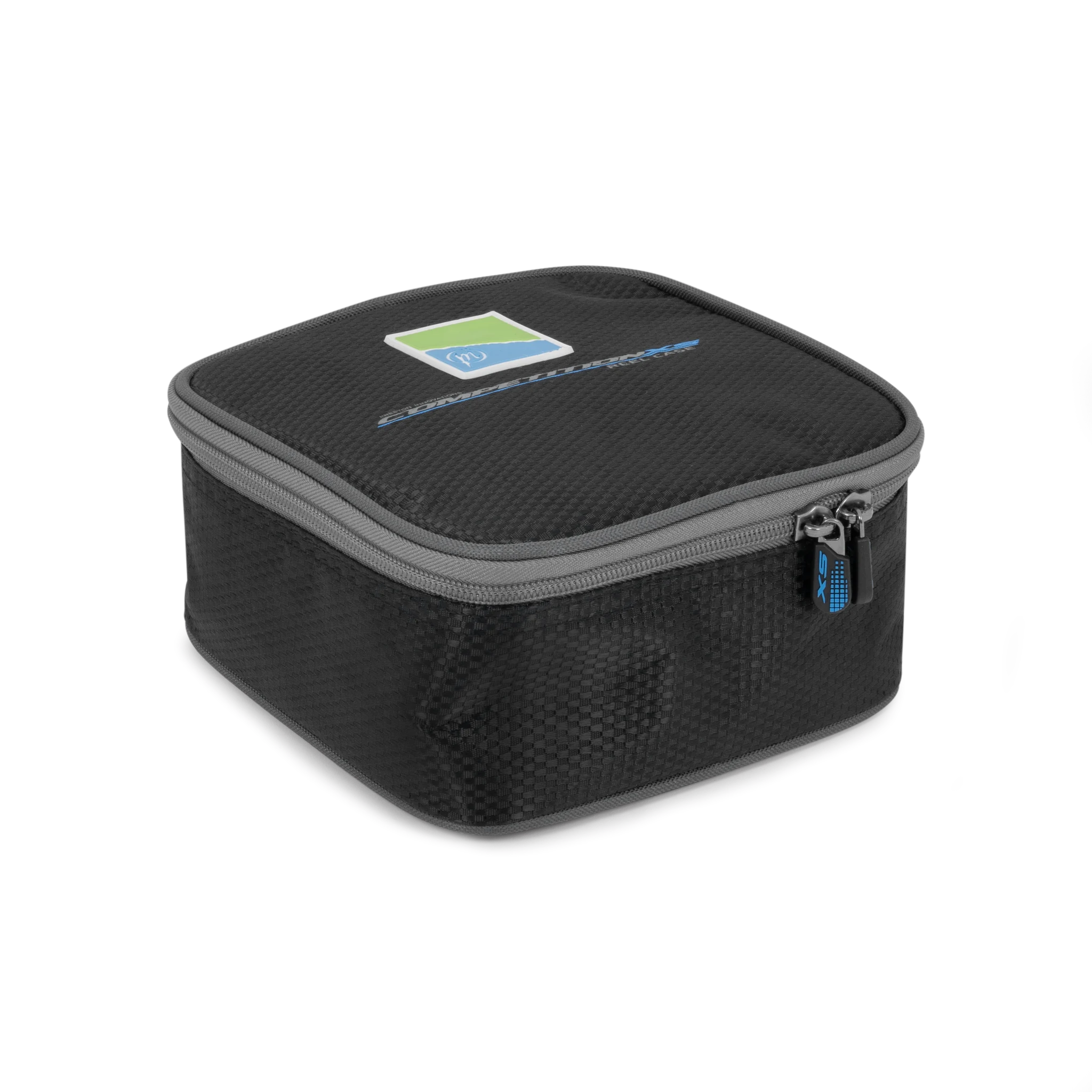 Preston Competition XS Reel Case zijaanzicht op witte achtergrond