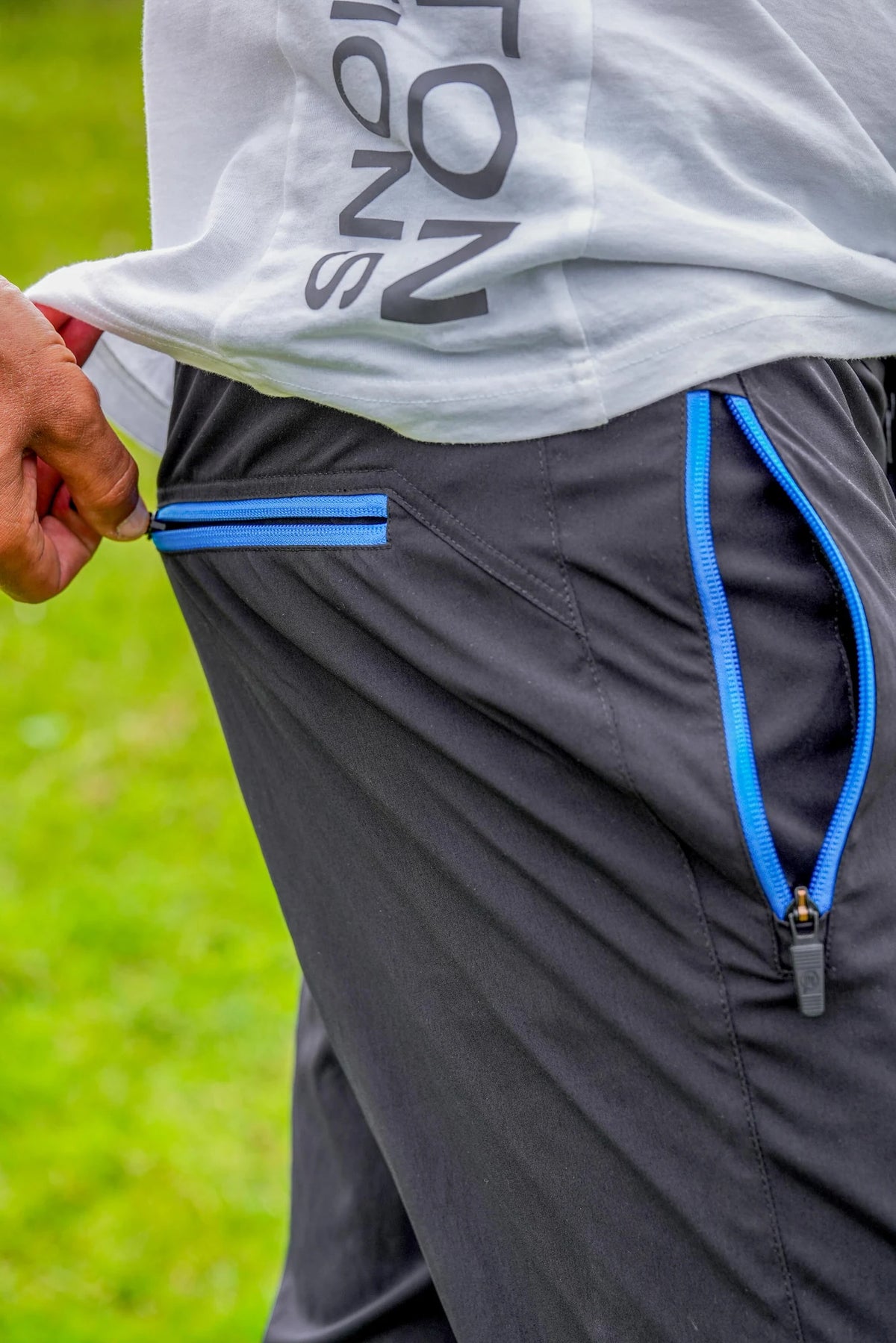 Preston DuraTech Trousers ritszak in detail