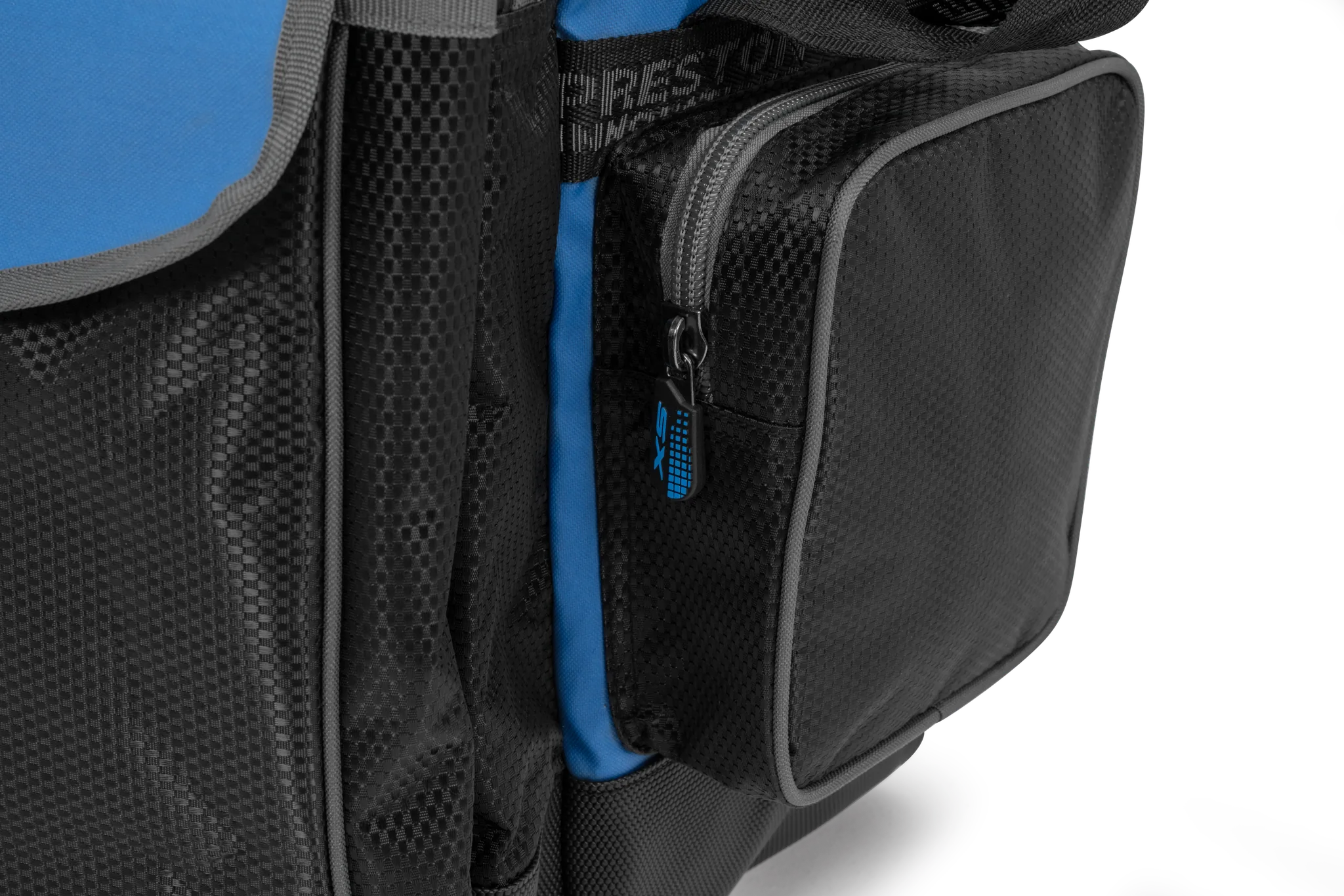 Preston Competition XS Carryall detail van het zijvak
