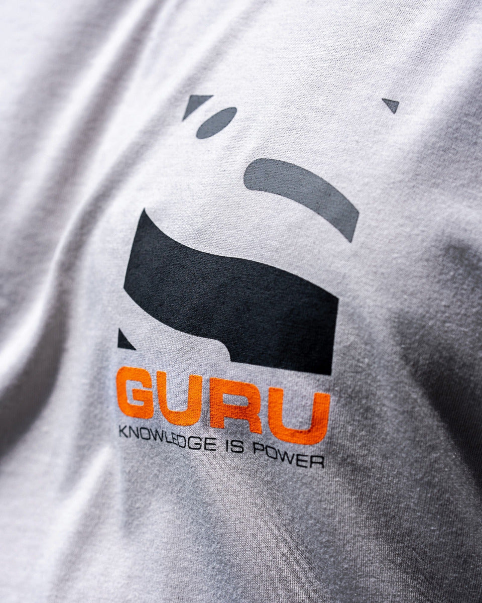 Magnify grey tee