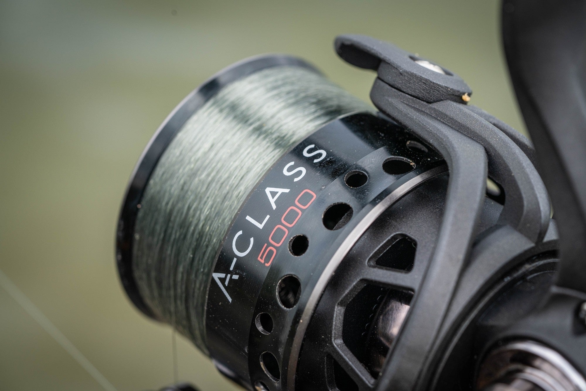 Guru A-class reels feedermolen 5000