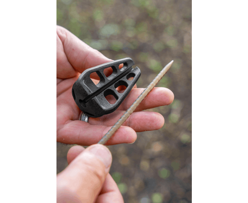 Korum-Arrowhead-Distance-Method-Feeder