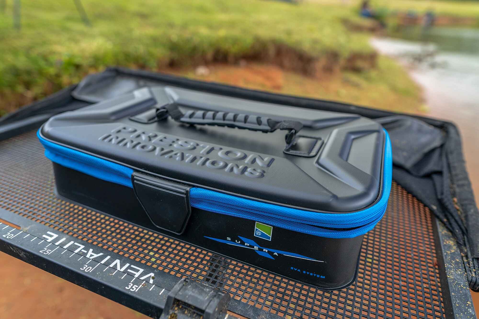 Preston Supera X EVA system - Geantă pentru momeală - Carpshop24