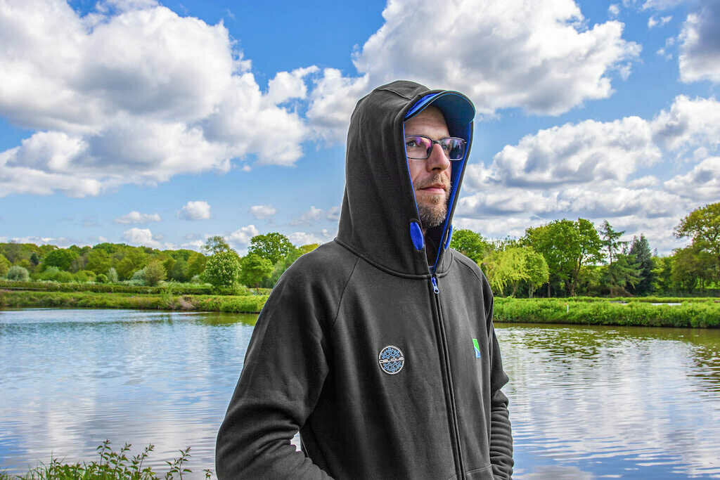 CELCIUS ZIP HOODIE - 🎁