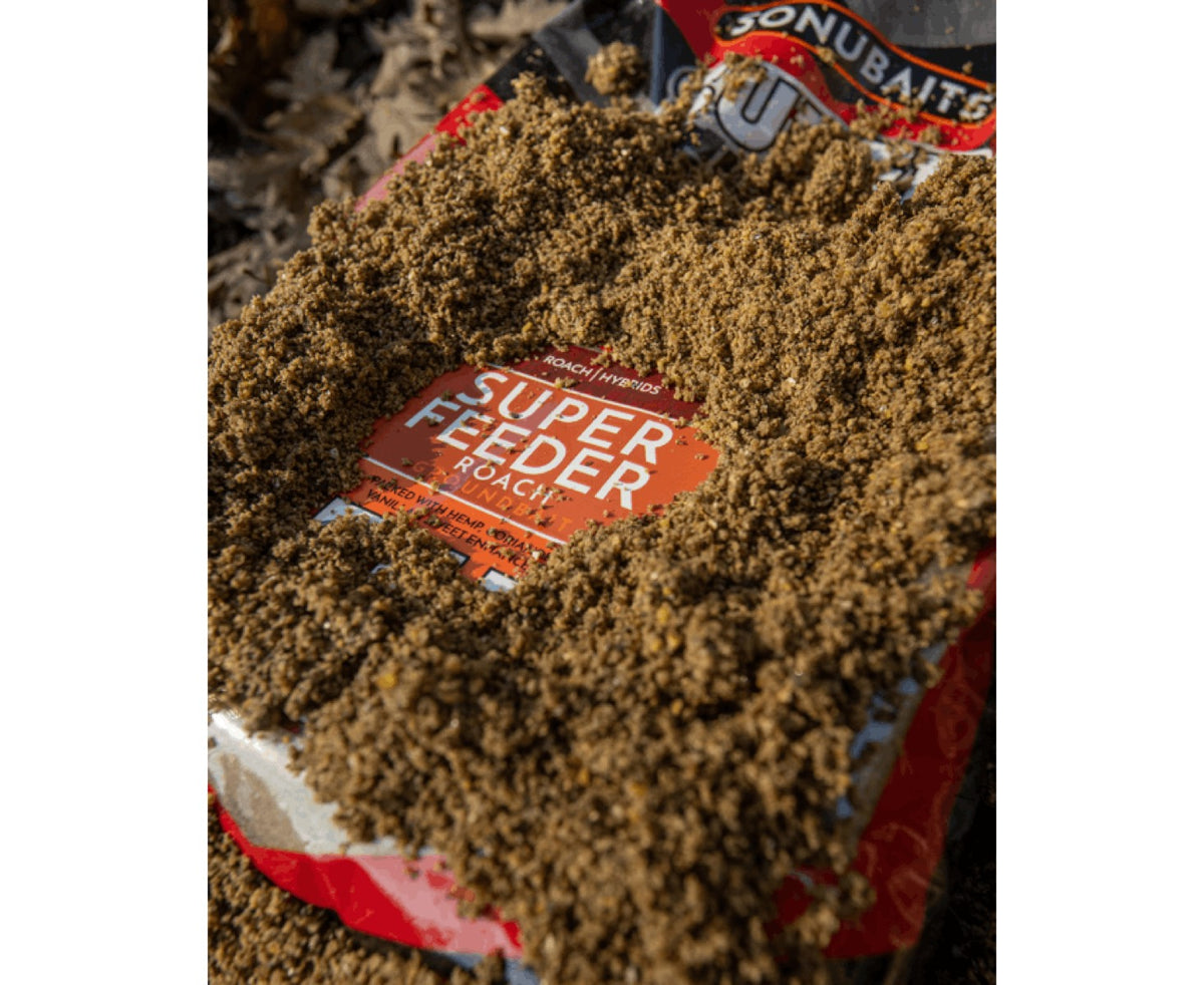 Sonubaits Super Feeder Roach 2 kg verpakking met inhoud