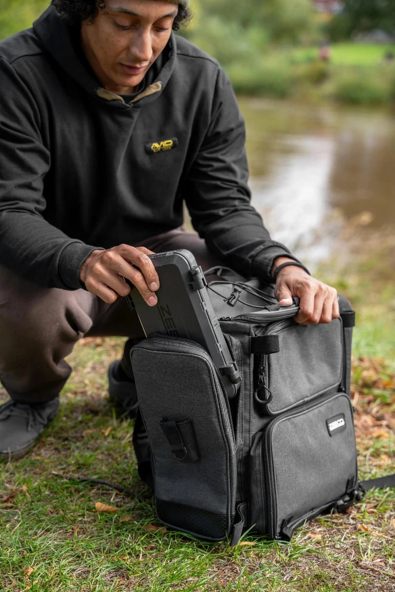 Zebco trophy rucksack and box 23l