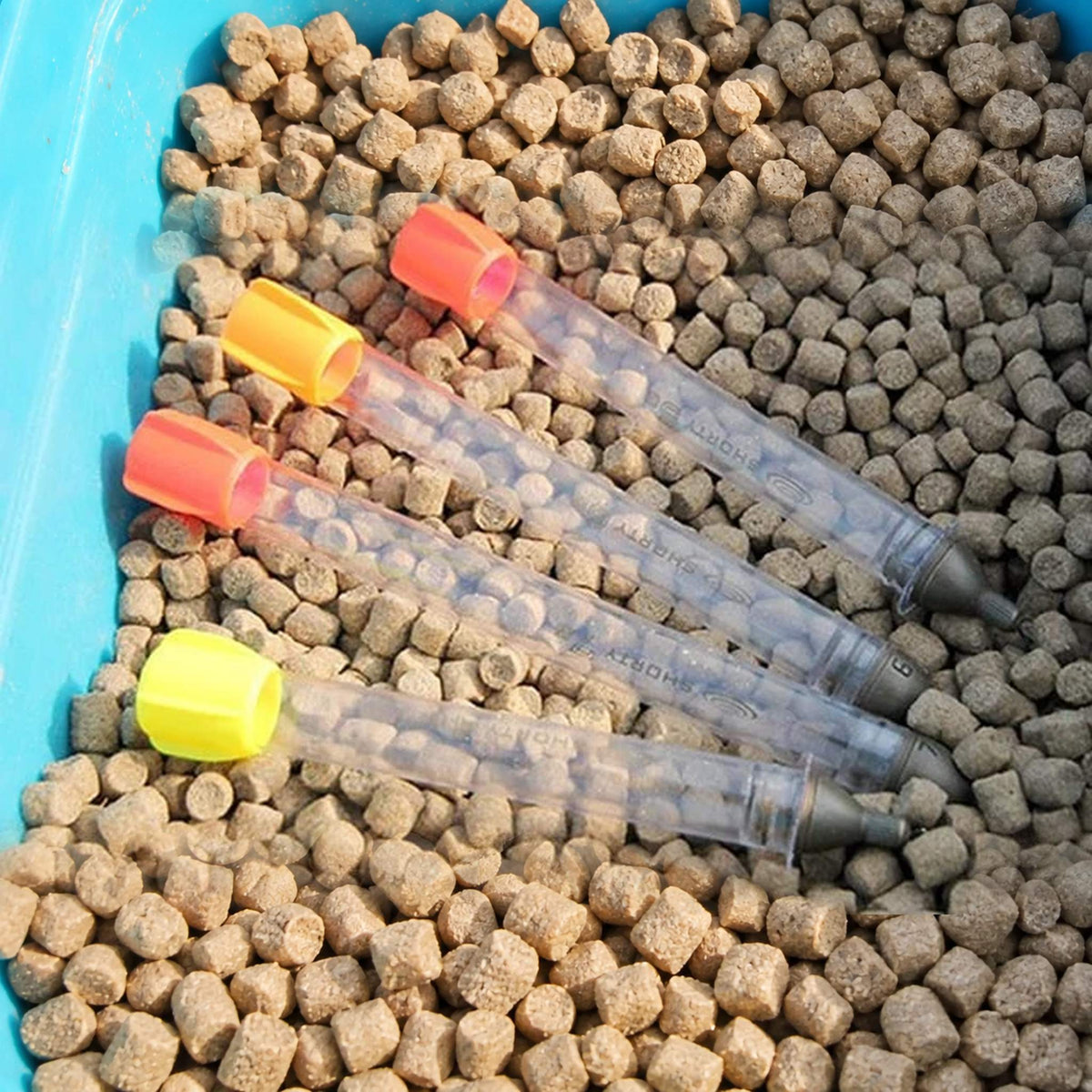 Drennan Shorty Pellet Waggler – vier kleuren op pellets