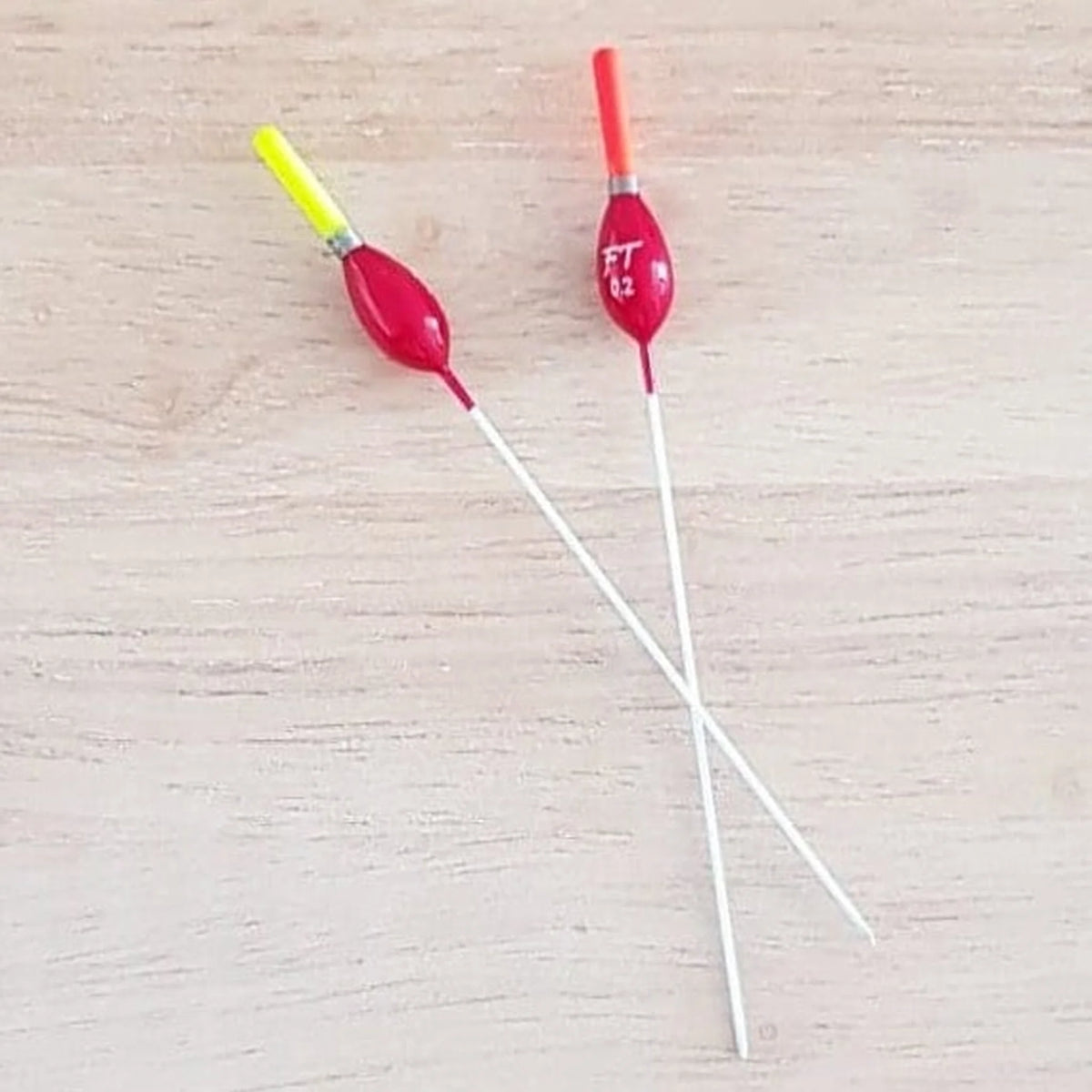 Fishing Things FT6 dobbers met rode en gele antenne