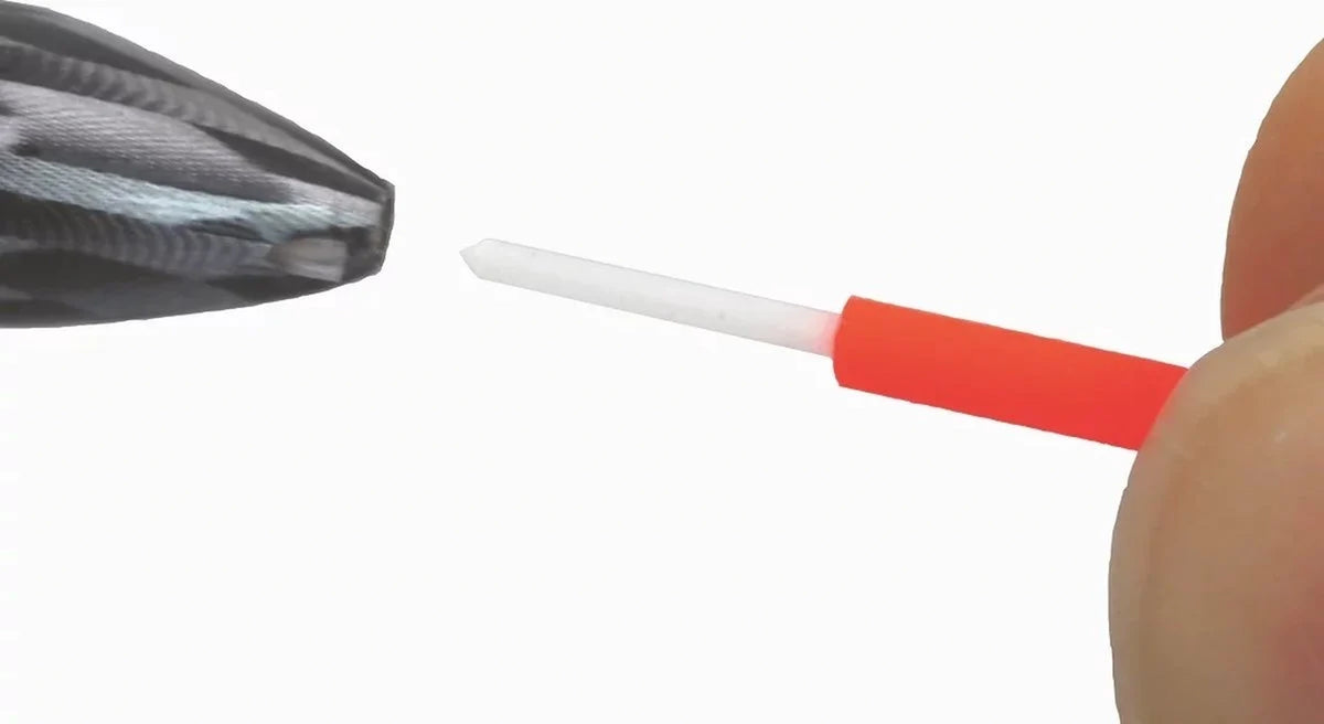 Fun Fishing K-PRO Paste 2mm – detail van de verwisselbare rode dobberantenne en insteekpen