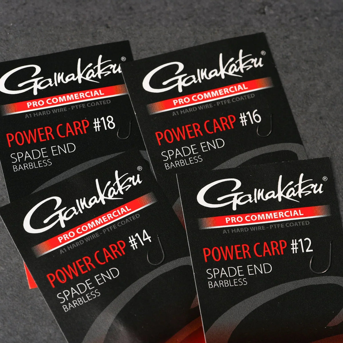 Gamakatsu Pro Commercial Power Carp Spade Barbless – detail van de verpakking met krachtige weerhaakloze bledhaken voor karper