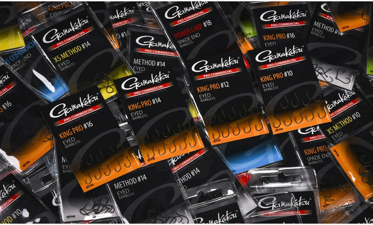 Gamakatsu Pro Commercial King Pro Eyed Barbless – close-up van weerhaakloze haken met oog
