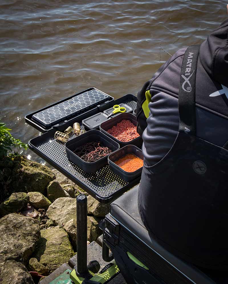 SIDE TRAY EXTENDER