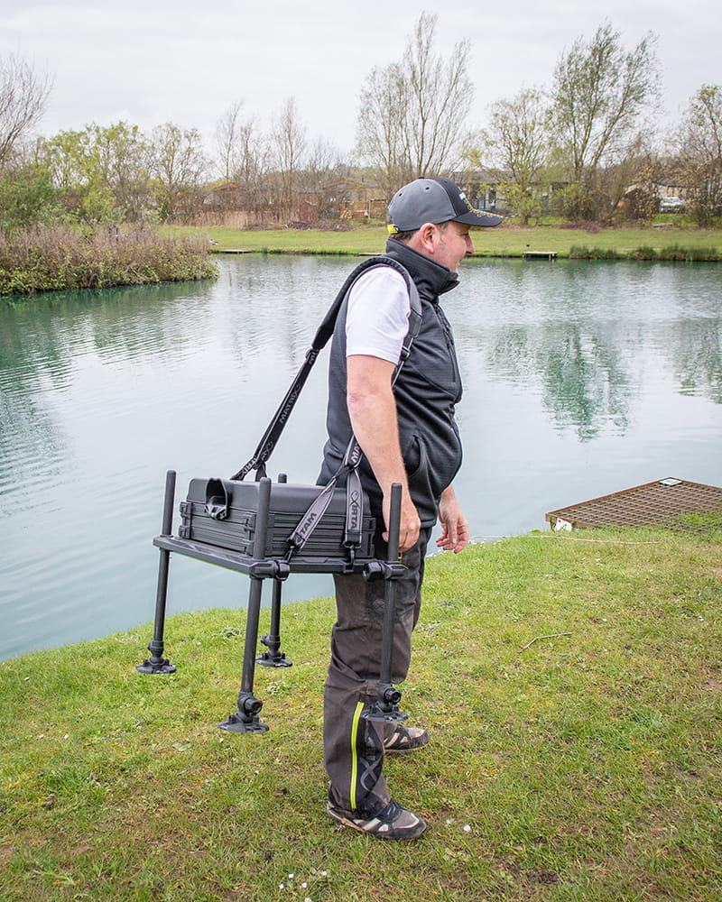 F25 PRO SUPER LITE SEATBOX - BLACK