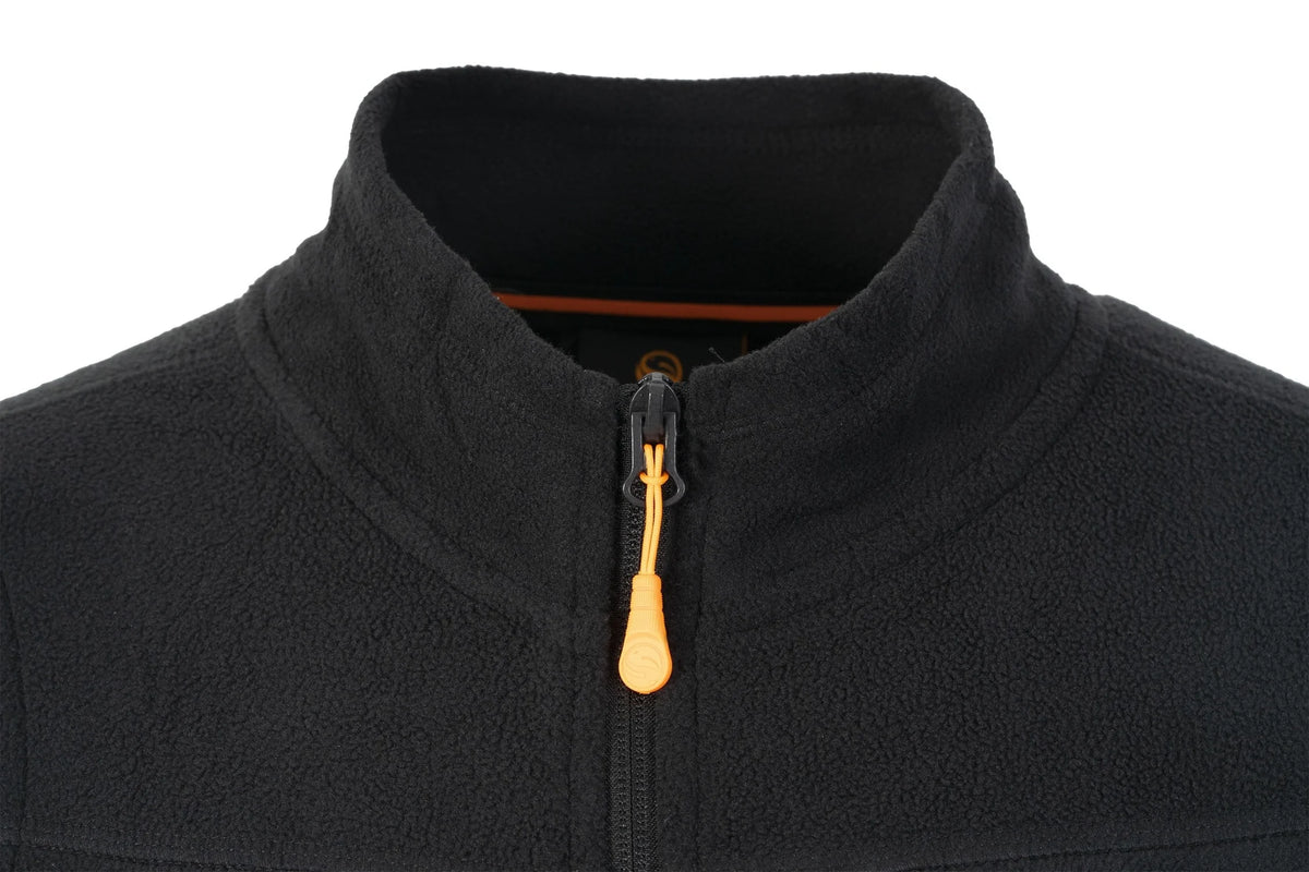Guru Fleece Gilet Black - officiële kraag en oranje ritstrekker in detail